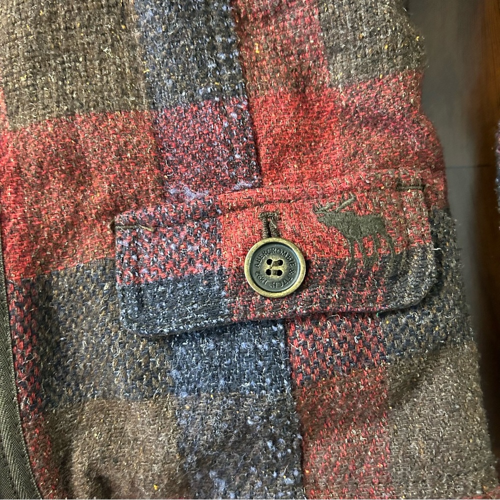 Abercrombie & Fitch Wool Blend Trucker Buffalo Plaid Red Black Jacket Size Small - Picture 6 of 14